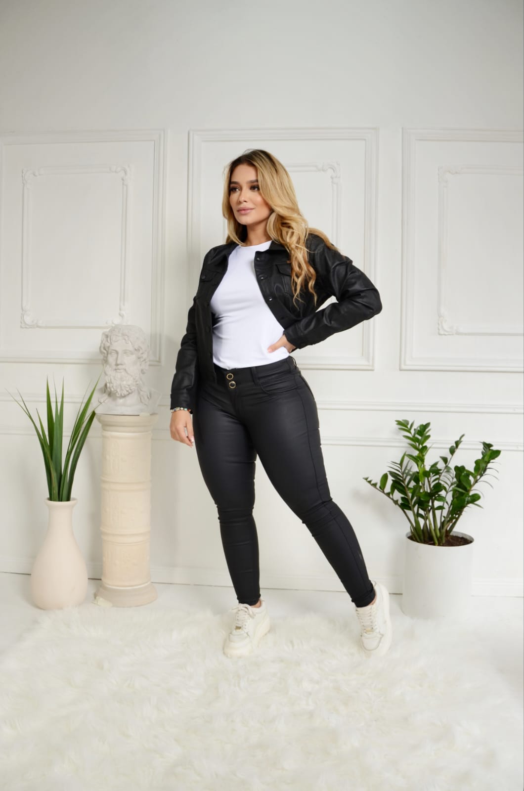 Pantalón Efecto Cuero
